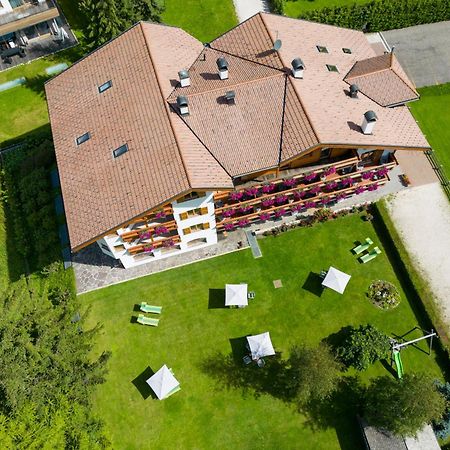 Hotel Jagdhof Selva di Val Gardena Bagian luar foto