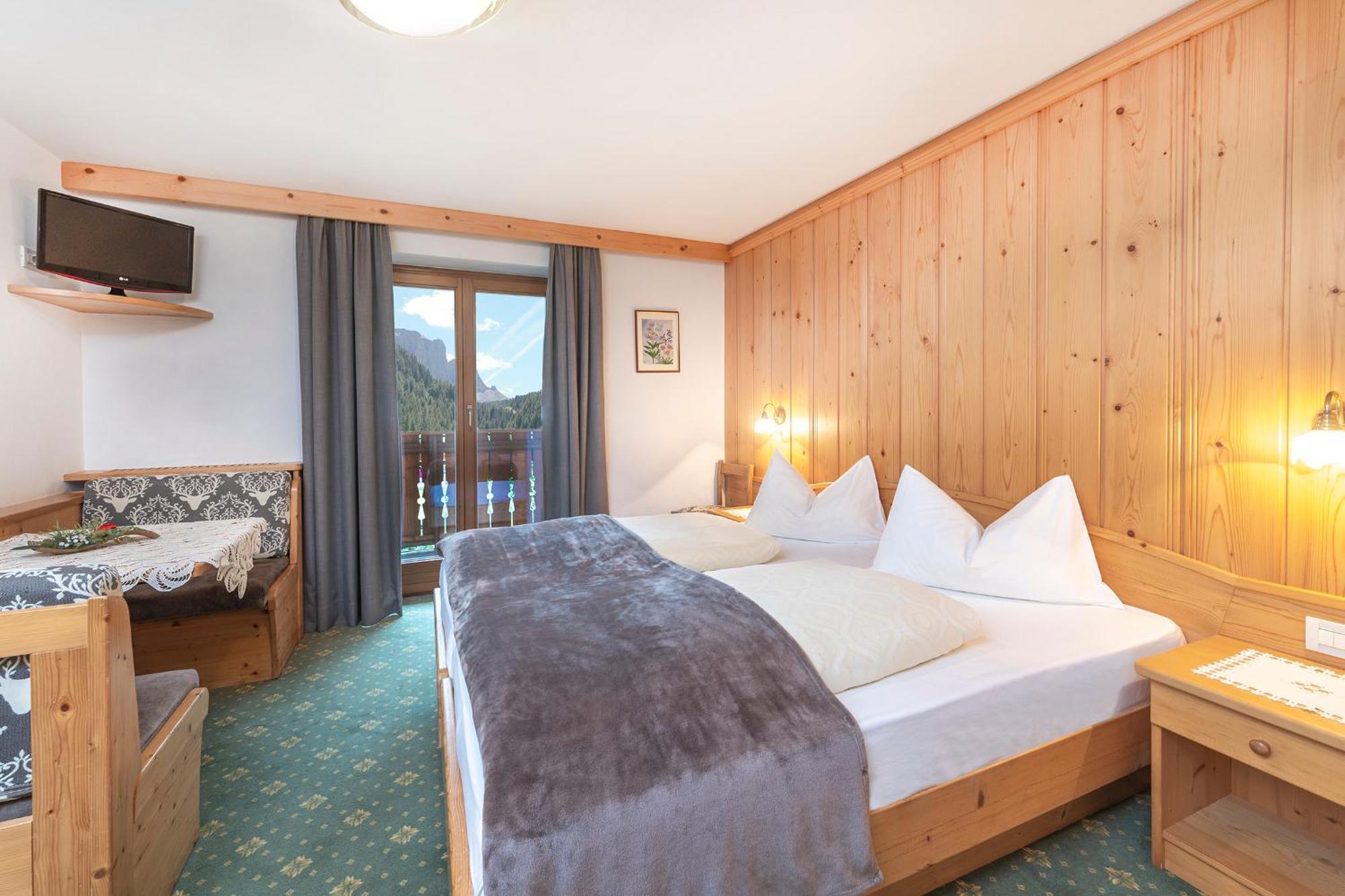 Hotel Jagdhof Selva di Val Gardena Ruang foto